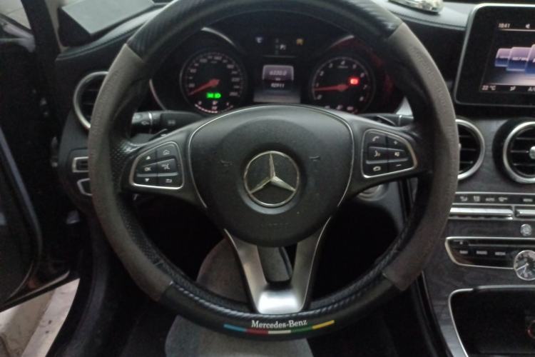 Used Mercedes-Benz C-Class 2017 C 200 L Sport Edition Steering Wheel