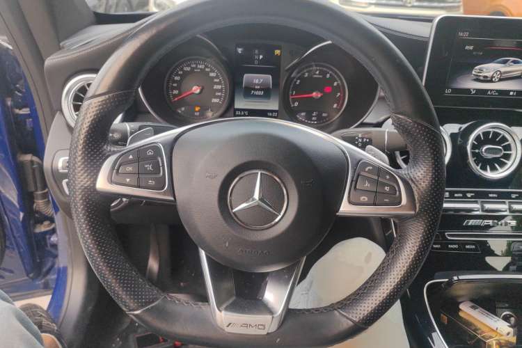 Used Mercedes-Benz C-Class 2017 C 200 4MATIC Coupe Steering Wheel