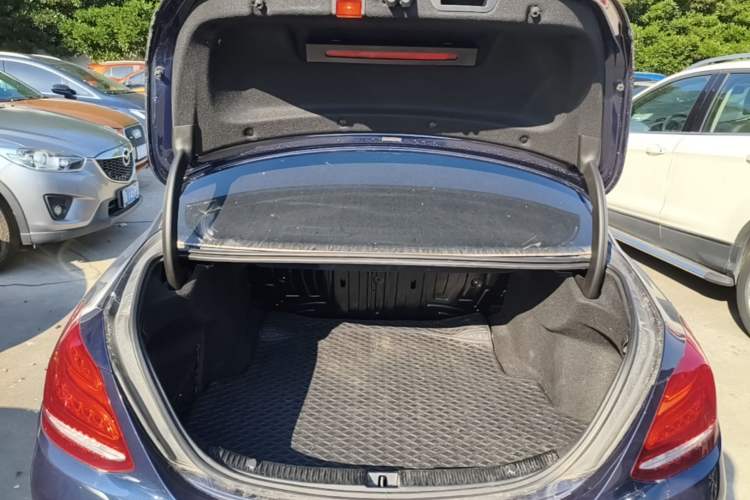 Used Mercedes-Benz C-Class 2017 Restyled C 200 Sport Edition Trunk