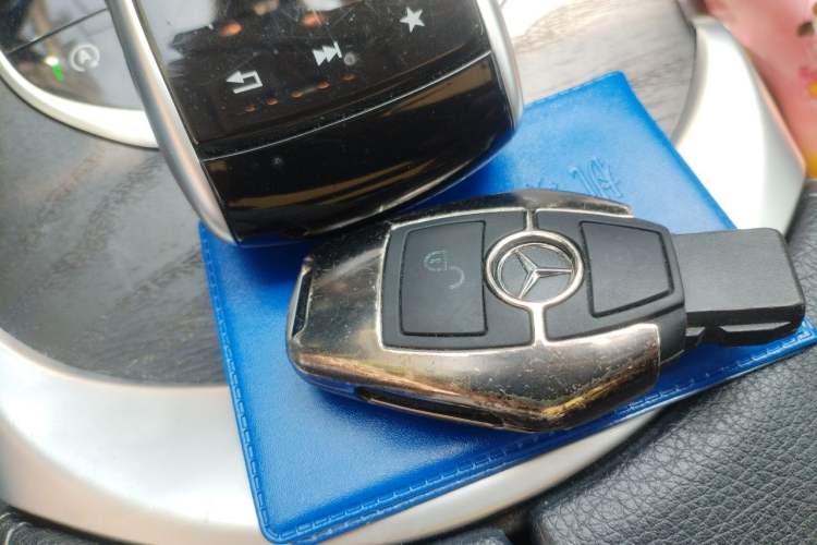 Used Mercedes-Benz C-Class 2017 Facelift C 200 L Sport Edition Vehicle Key