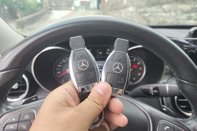 Used Mercedes-Benz C-Class 2017 C 200 L Sport Edition Vehicle Key