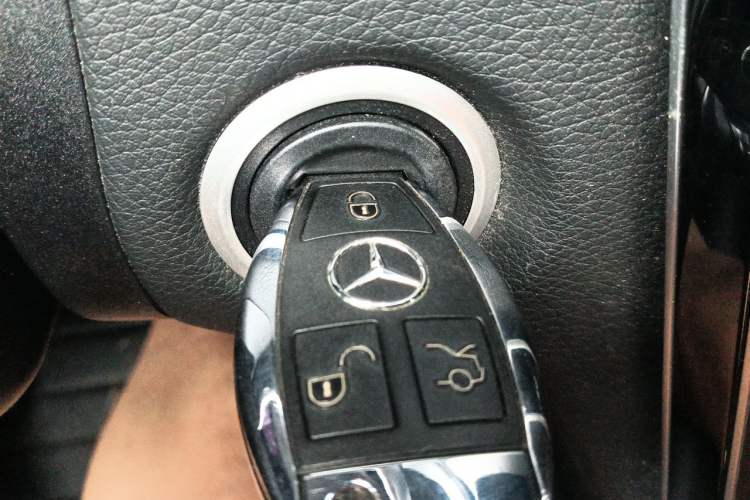 Used Mercedes-Benz C-Class 2017 Restyled C 180 L Fashion Edition Sport Version Vehicle Key