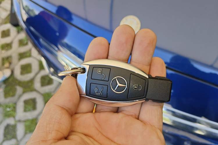 Used Mercedes-Benz C-Class 2017 C 180 L Sport Edition Vehicle Key