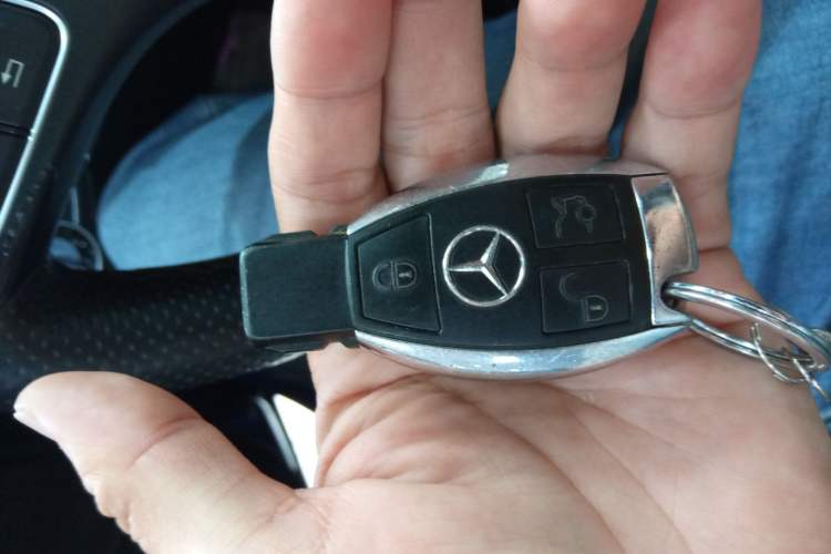 Used Mercedes-Benz C-Class 2017 C 200 L Sport Edition Vehicle Key