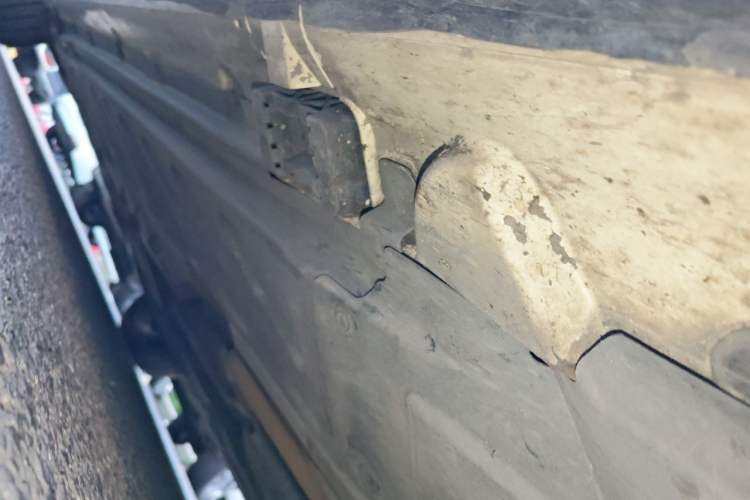 Used Mercedes-Benz C-Class 2017 Facelift C 200 L Chassis Front Right
