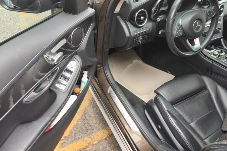 Used Mercedes-Benz C-Class 2017 C 200 L Sport Edition Driver Seat