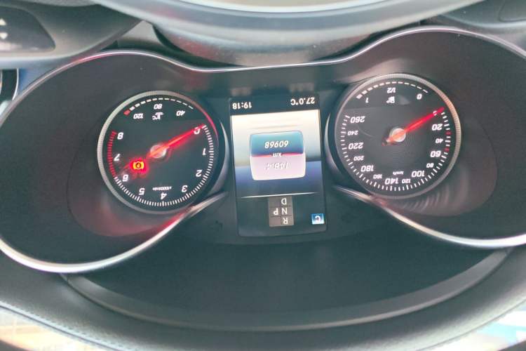Used Mercedes-Benz C-Class 2017 Facelift C 200 L Instrument Cluster