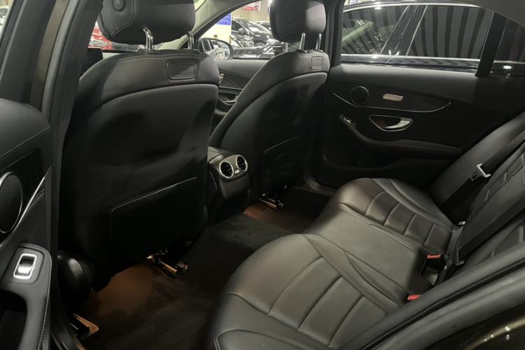 Used Mercedes-Benz C-Class 2017 C 200 L Sport Edition Interior 7