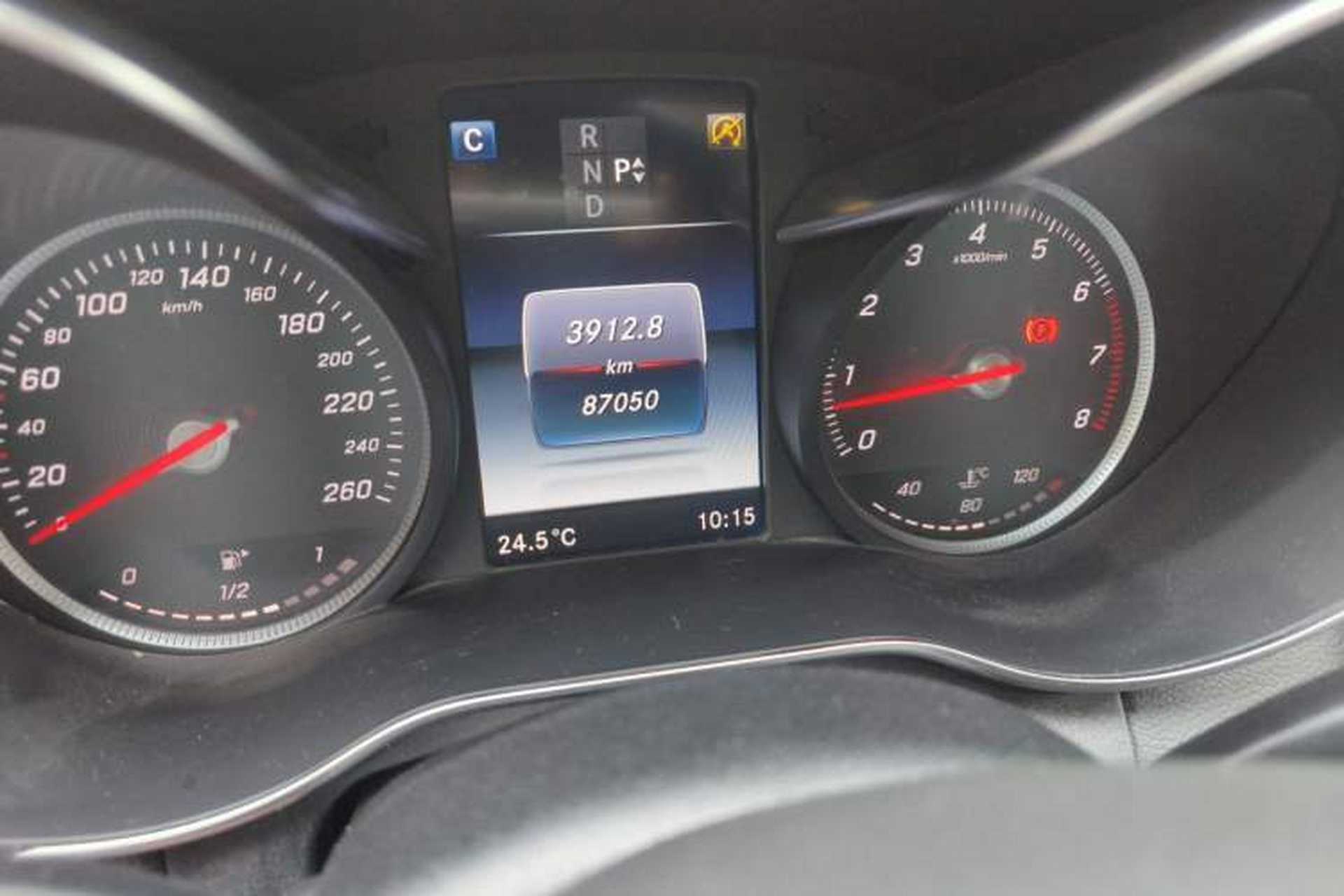 Used Mercedes-Benz C-Class 2017 C 200 L Sport Edition Odometer Close Up