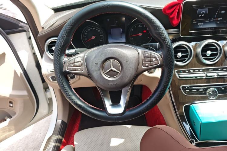 Used Mercedes-Benz C-Class 2017 Facelift C 200 L Steering Wheel