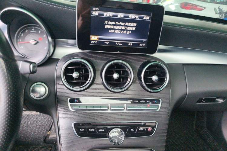 Used Mercedes-Benz C-Class 2017 Facelift C 200 L Sport Edition Audio And AC Panel
