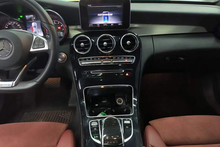 Used Mercedes-Benz C-Class 2017 Restyled C 200 Sport Edition Audio And AC Panel