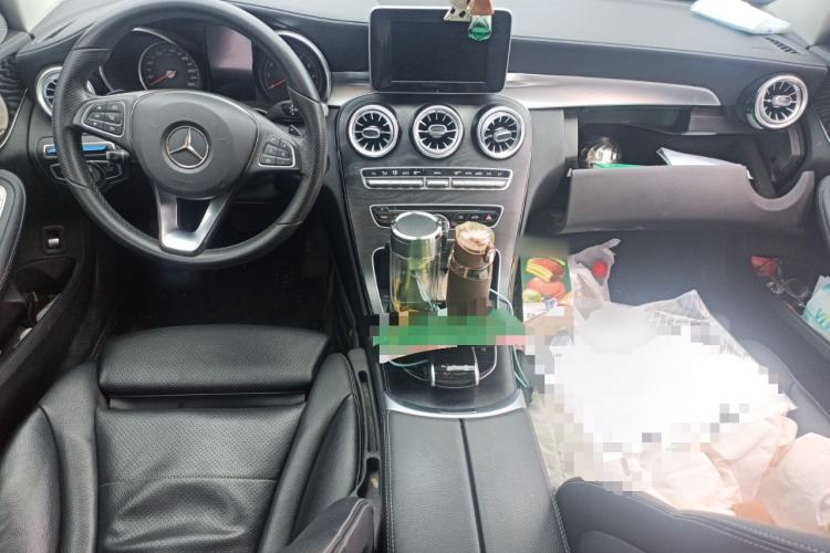 Used Mercedes-Benz C-Class 2017 Facelift C 200 L Sport Edition Center Console