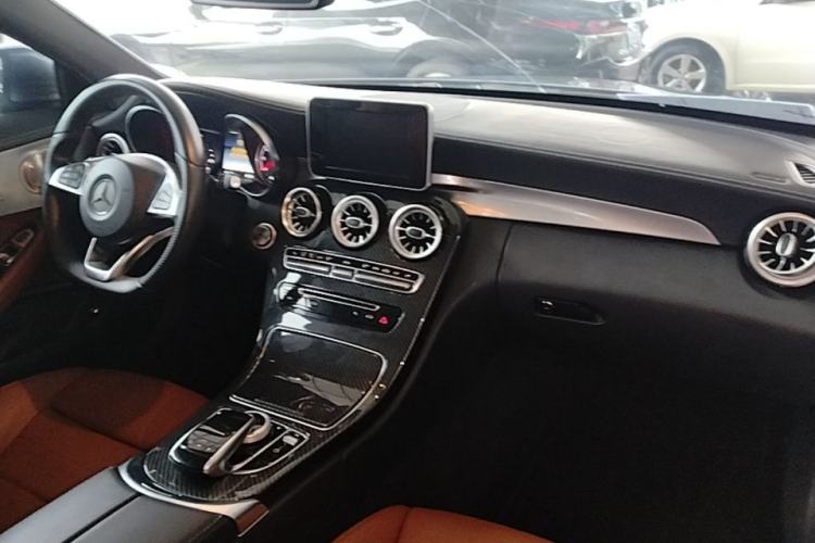 Used Mercedes-Benz C-Class 2017 Facelift C 200 Coupe Center Console