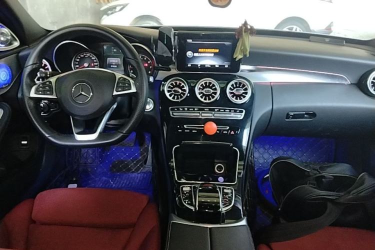 Used Mercedes-Benz C-Class 2017 C 200 Sport Edition Center Console