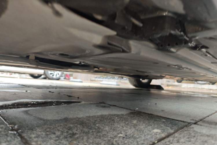 Used Mercedes-Benz C-Class 2017 C 200 L Sport Edition Chassis Front Left