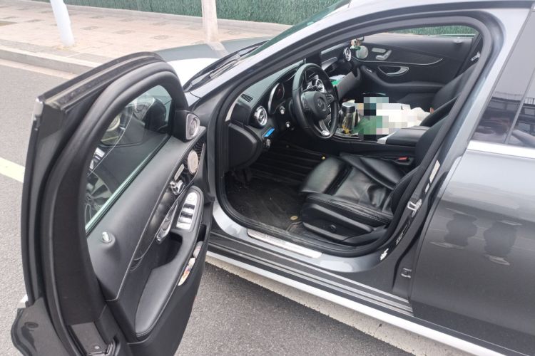Used Mercedes-Benz C-Class 2017 Facelift C 200 L Sport Edition Driver Seat