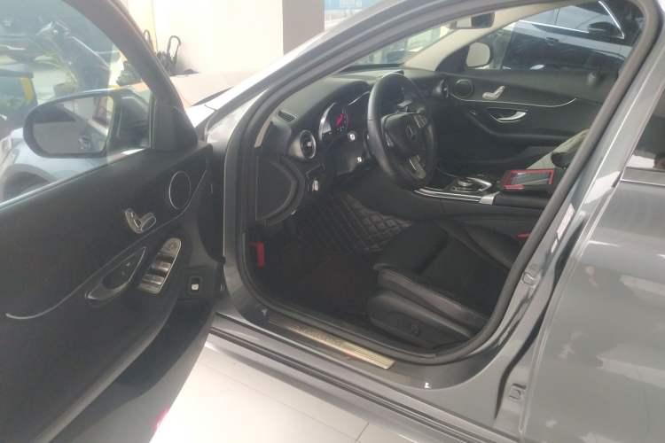 Used Mercedes-Benz C-Class 2017 C 200 station wagon Driver Seat