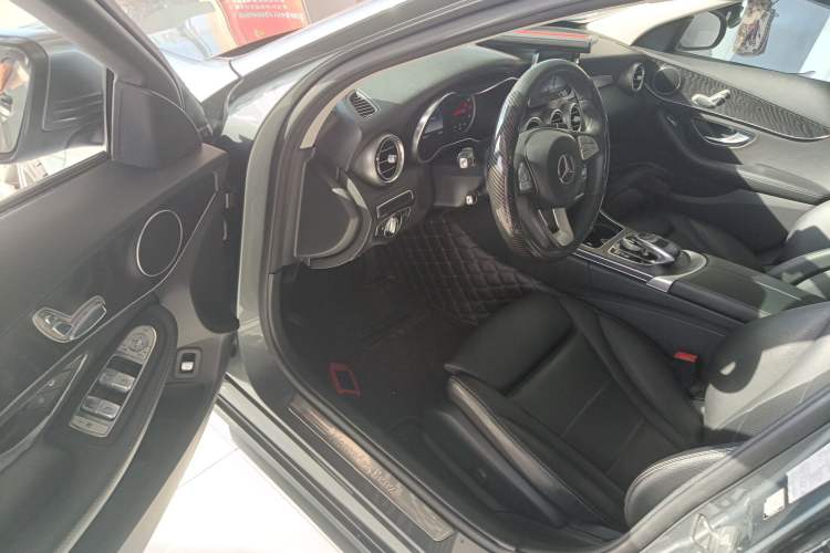 Used Mercedes-Benz C-Class 2017 C 200 station wagon Driver Seat