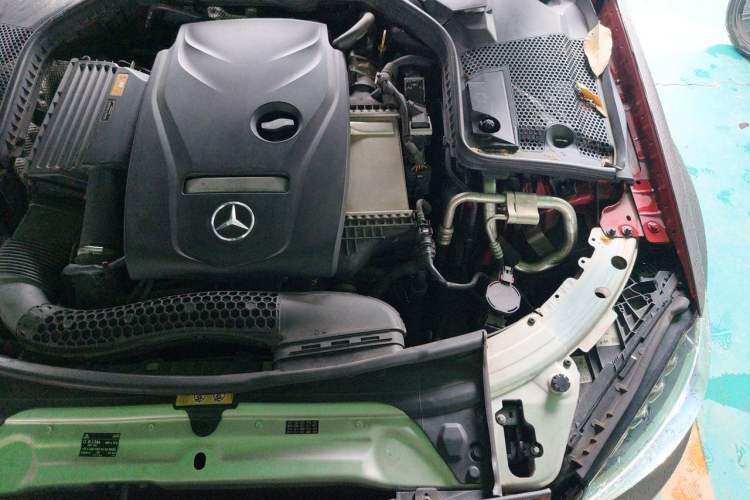 Used Mercedes-Benz C-Class 2017 Facelift C 200 L Sport Edition Engine Bay Left