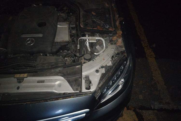 Used Mercedes-Benz C-Class 2017 Facelift C 200 L Sport Edition Engine Bay Left
