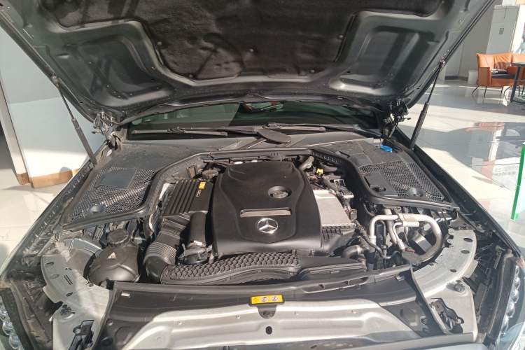 Used Mercedes-Benz C-Class 2017 C 200 station wagon Engine Bay
