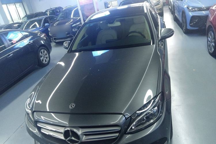 Used Mercedes-Benz C-Class 2017 Facelift C 200 Station Wagon Exterior 1