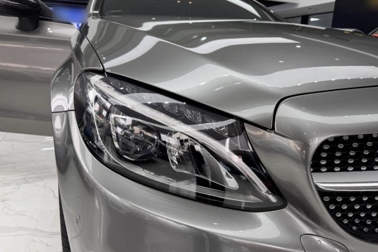 Used Mercedes-Benz C-Class 2017 C 200 Coupe Exterior 11