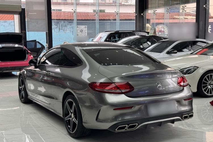 Used Mercedes-Benz C-Class 2017 C 200 Coupe Exterior 2