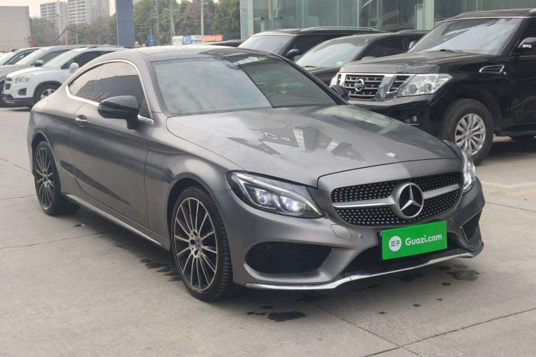 Used Mercedes-Benz C-Class 2017 C 200 4MATIC Coupe Exterior 3