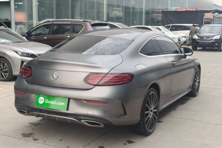 Used Mercedes-Benz C-Class 2017 C 200 4MATIC Coupe Exterior 5