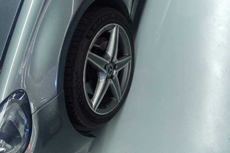 Used Mercedes-Benz C-Class 2017 Facelift C 200 Station Wagon Exterior 7