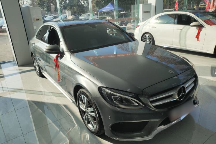 Used Mercedes-Benz C-Class 2017 Facelift C 200 L Sport Edition Front Right 45 Deg