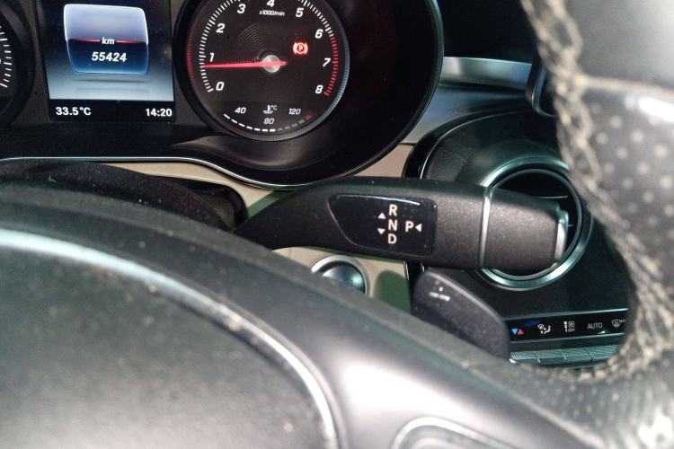 Used Mercedes-Benz C-Class 2017 Facelift C 200 Station Wagon Gear Lever