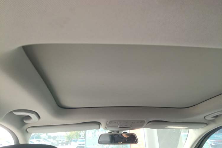Used Mercedes-Benz C-Class 2017 C 200 station wagon Headliner
