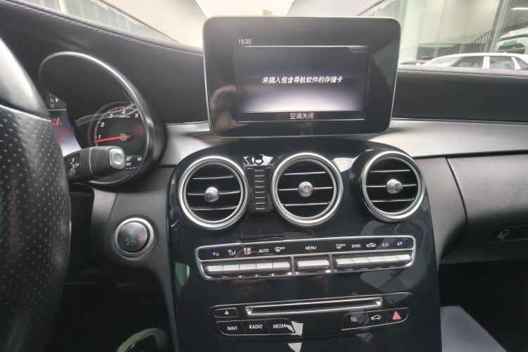 Used Mercedes-Benz C-Class 2017 C 200 4MATIC Coupe Interior 6