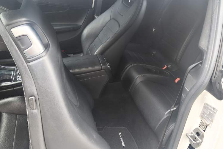 Used Mercedes-Benz C-Class 2017 C 200 4MATIC Coupe Interior 7