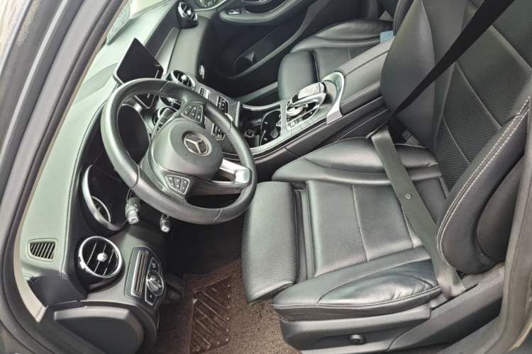 Used Mercedes-Benz C-Class 2017 Facelift C 200 L Sport Edition Left Front Seat