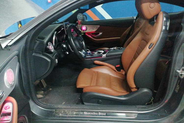 Used Mercedes-Benz C-Class 2017 Facelift C 200 Coupe Left Front Seat