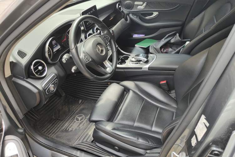 Used Mercedes-Benz C-Class 2017 Facelift C 200 L Sport Edition Left Front Seat