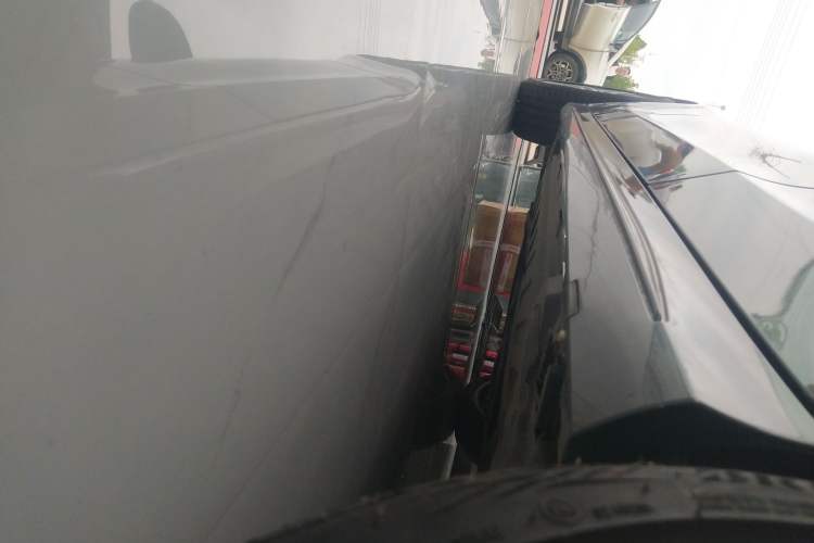 Used Mercedes-Benz C-Class 2017 C 200 station wagon Left Side Sill