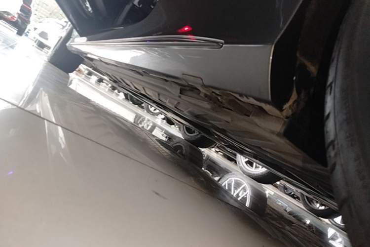 Used Mercedes-Benz C-Class 2017 Facelift C 200 Coupe Left Side Sill