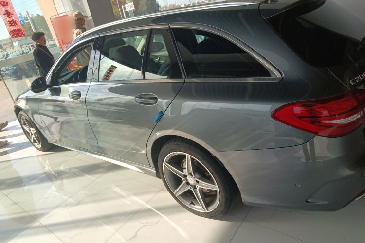 Used Mercedes-Benz C-Class 2017 C 200 station wagon Left Side