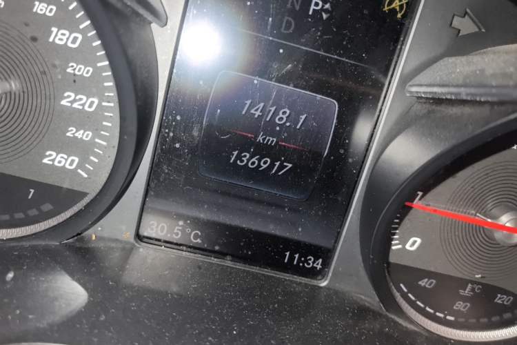 Used Mercedes-Benz C-Class 2017 Revised C 180 L Dynamic Sports Edition Odometer Close Up