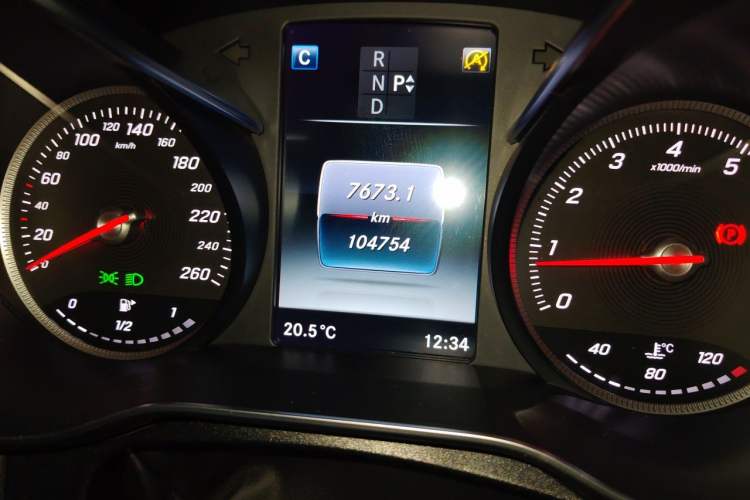 Used Mercedes-Benz C-Class 2017 Facelift C 200 Coupe Odometer Close Up