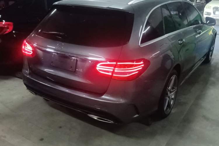 Used Mercedes-Benz C-Class 2017 C 200 station wagon Rear Right 45 Deg