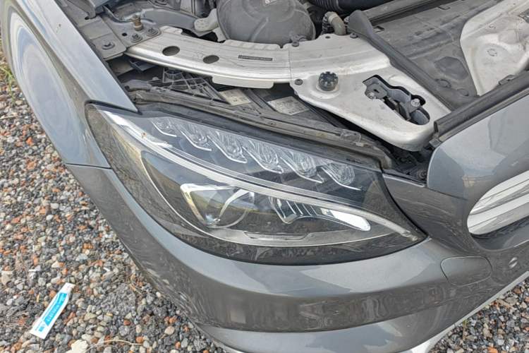 Used Mercedes-Benz C-Class 2017 Restyled C 180 L Fashion Edition Sport Version Right Front Headlight
