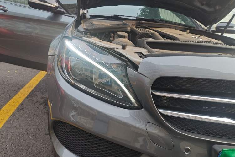 Used Mercedes-Benz C-Class 2017 C 200 Sport Edition Right Front Headlight