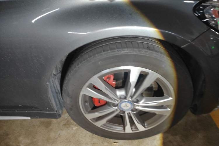 Used Mercedes-Benz C-Class 2017 C 200 L Sport Edition Right Front Wheel Hub