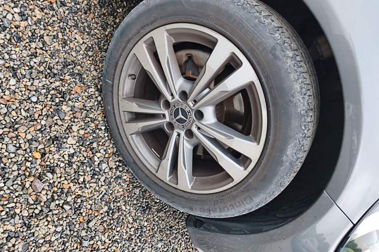 Used Mercedes-Benz C-Class 2017 Facelift C 200 L Sport Edition Right Front Wheel Hub
